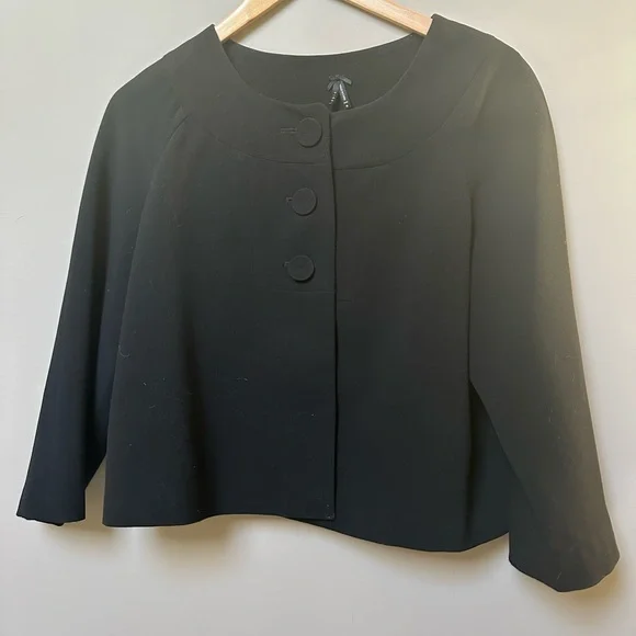 Black Crepe Swing Jacket with Bracelet Length Sleeve - Picture 1 of 4